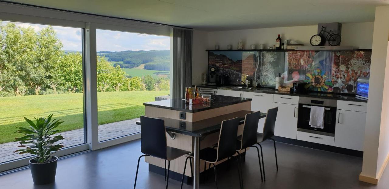 Appartamento Le Repaire Du Nez Rouge Stavelot Esterno foto